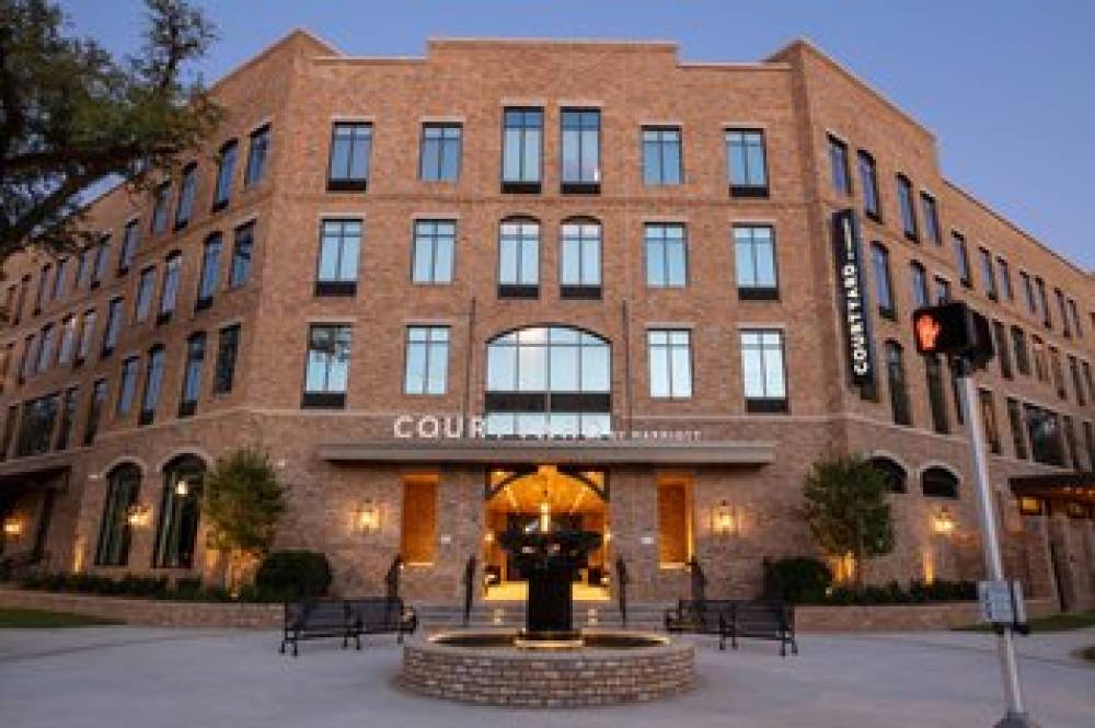 Courtyard By Marriott Thomasville Downtown 1