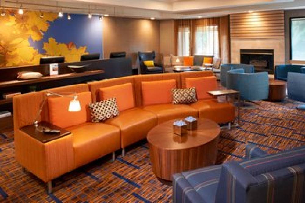 Courtyard By Marriott Toledo Rossford Perrysburg 4