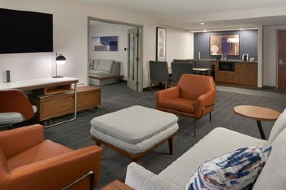 Courtyard By Marriott Toronto Markham 7