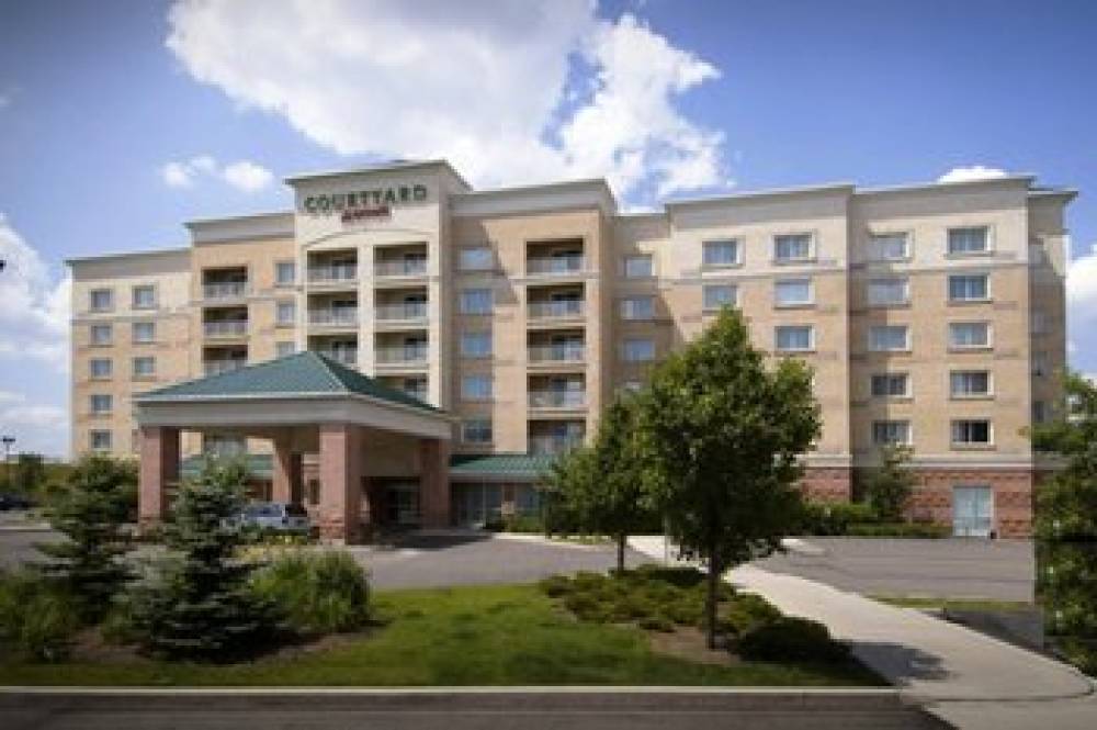 Courtyard By Marriott Toronto Vaughan 2