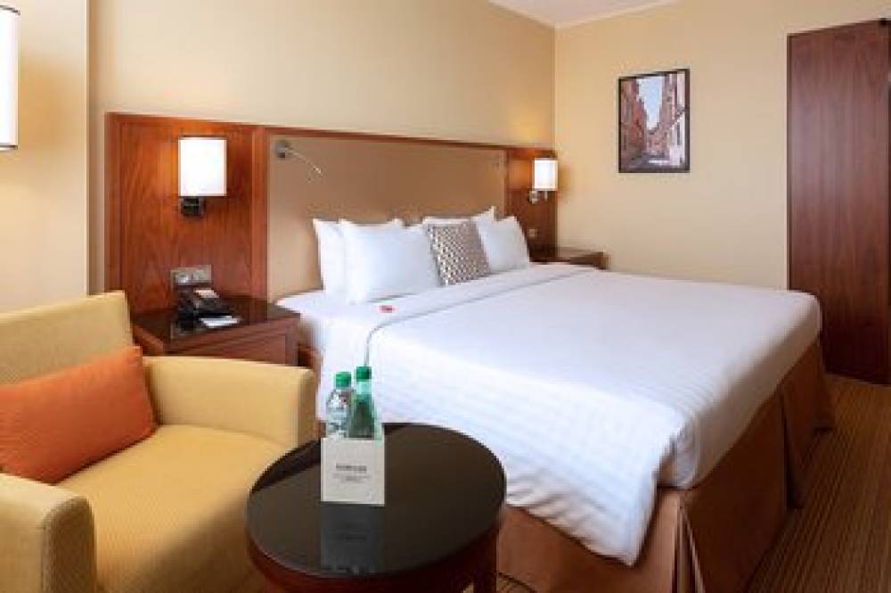 Courtyard By Marriott Toulouse Airport 7