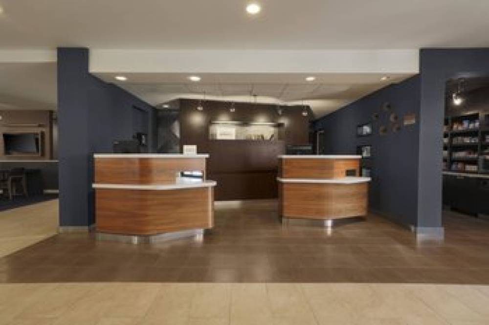 Courtyard By Marriott Tucson Airport 2