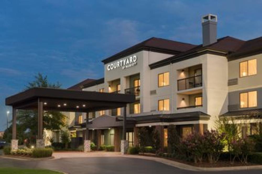 Courtyard By Marriott Tulsa Central 1