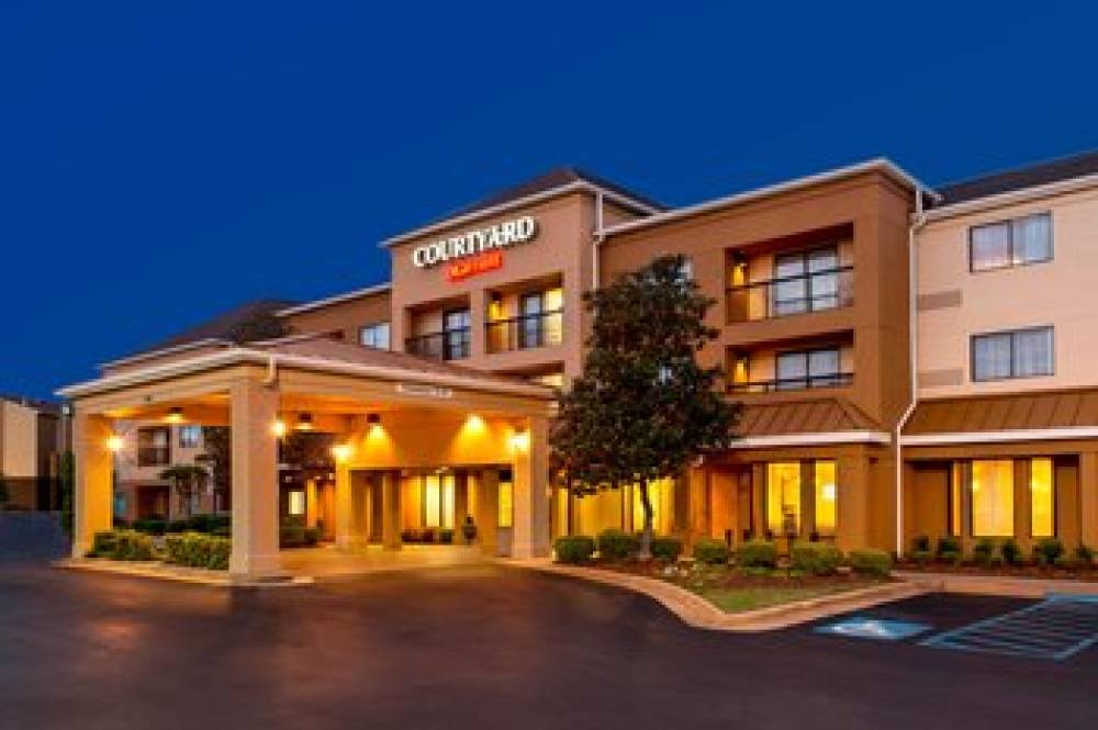 Courtyard By Marriott Tuscaloosa 3