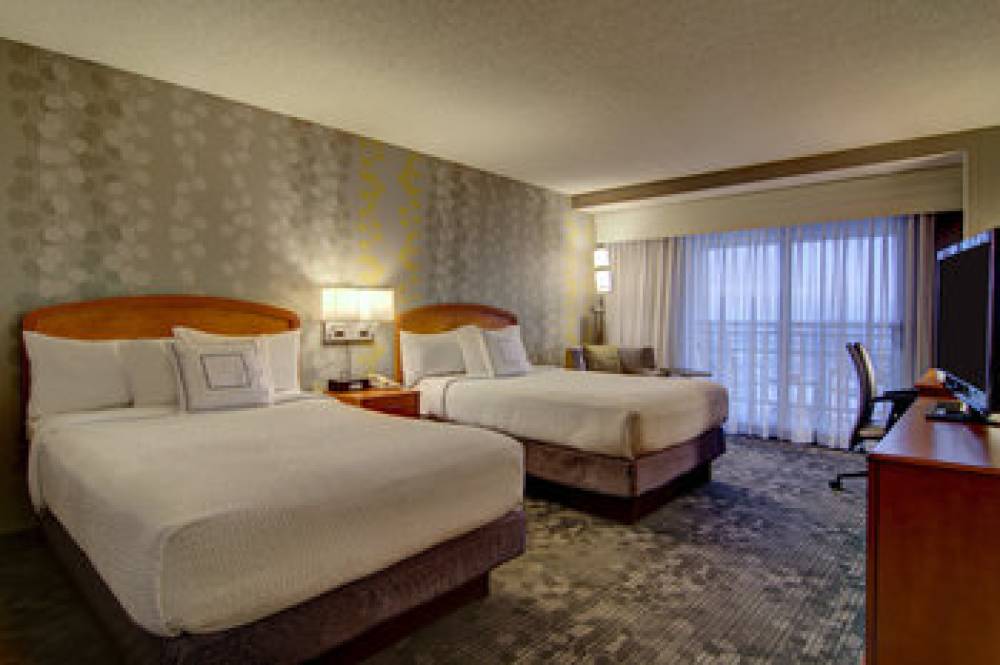 Courtyard By Marriott Tysons McLean 6