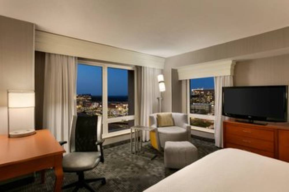 Courtyard By Marriott Tysons McLean 8