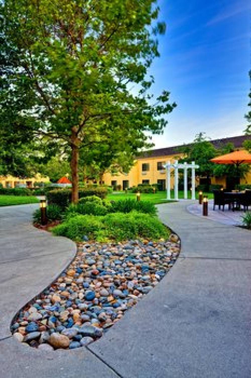 Courtyard By Marriott Vacaville 8