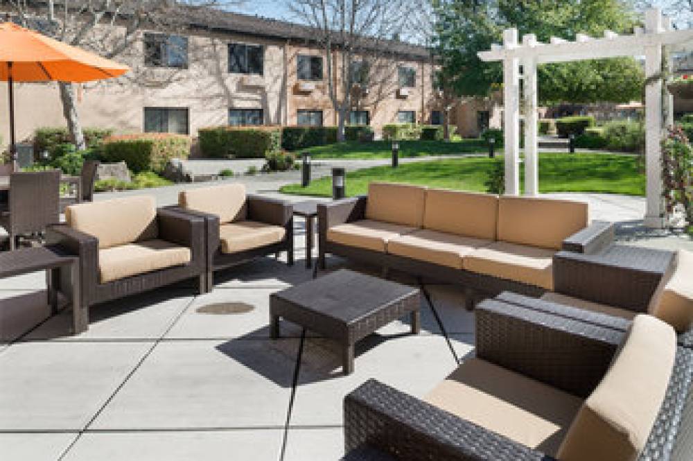 Courtyard By Marriott Vacaville