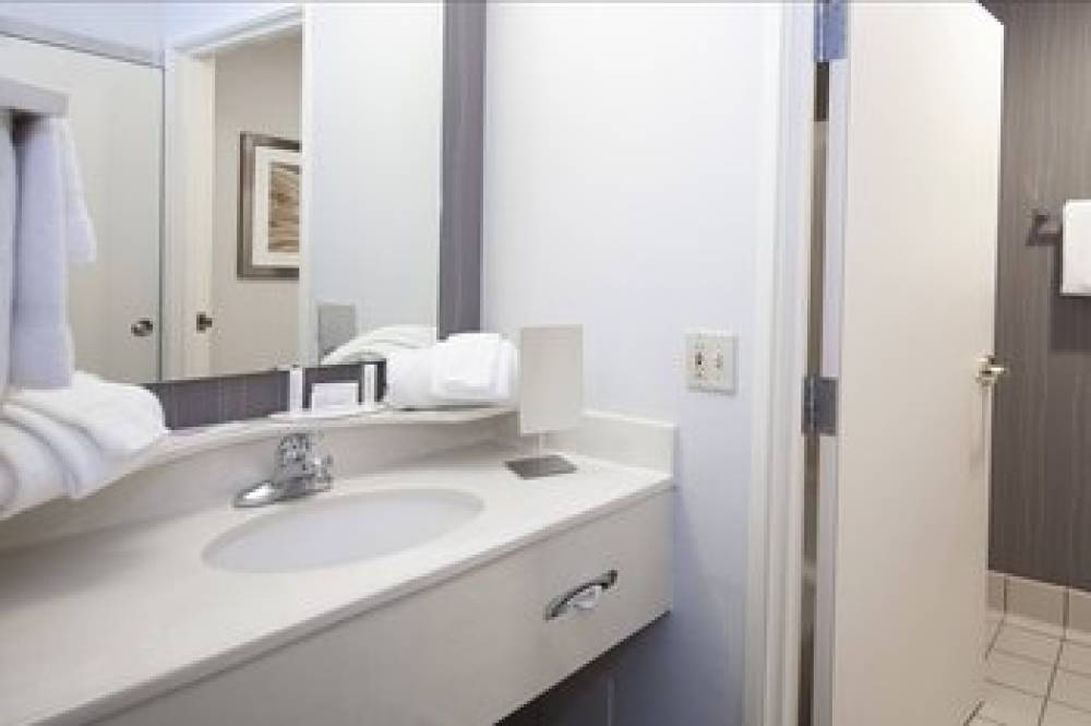 Courtyard By Marriott Valdosta 7