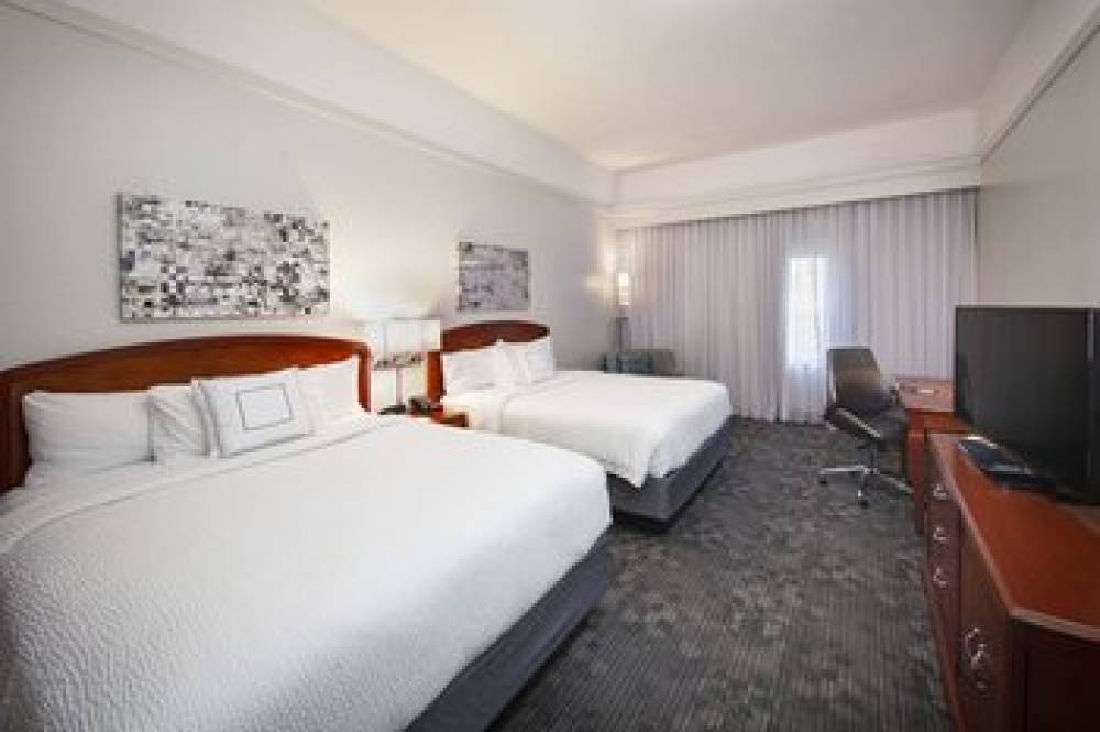 Courtyard By Marriott Valdosta 4