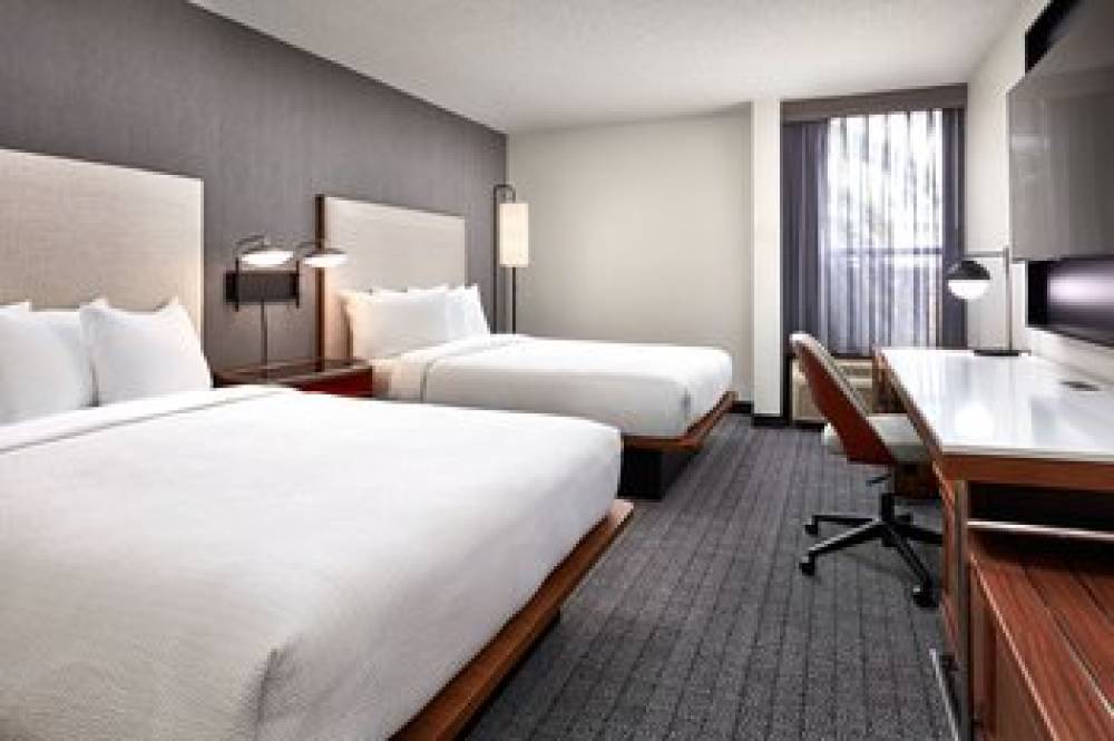 Courtyard By Marriott Vallejo Napa Valley 4