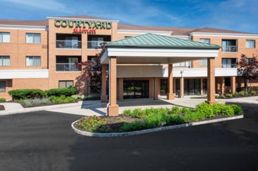 Courtyard By Marriott West Orange