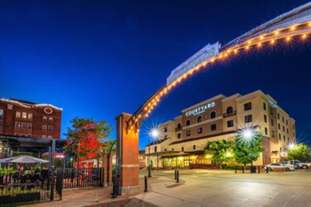 Courtyard By Marriott Wichita At Old Town 4