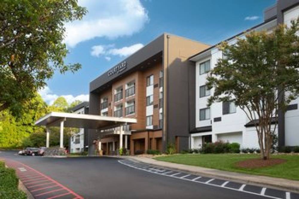 Courtyard By Marriott Winston-Salem Hanes Mall 1