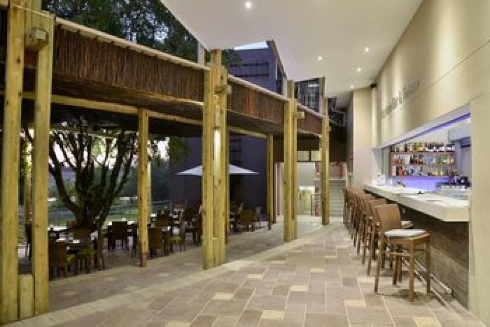 CRESTA MAUN HOTEL 9