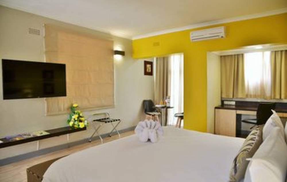 CRESTA OASIS HOTEL 5