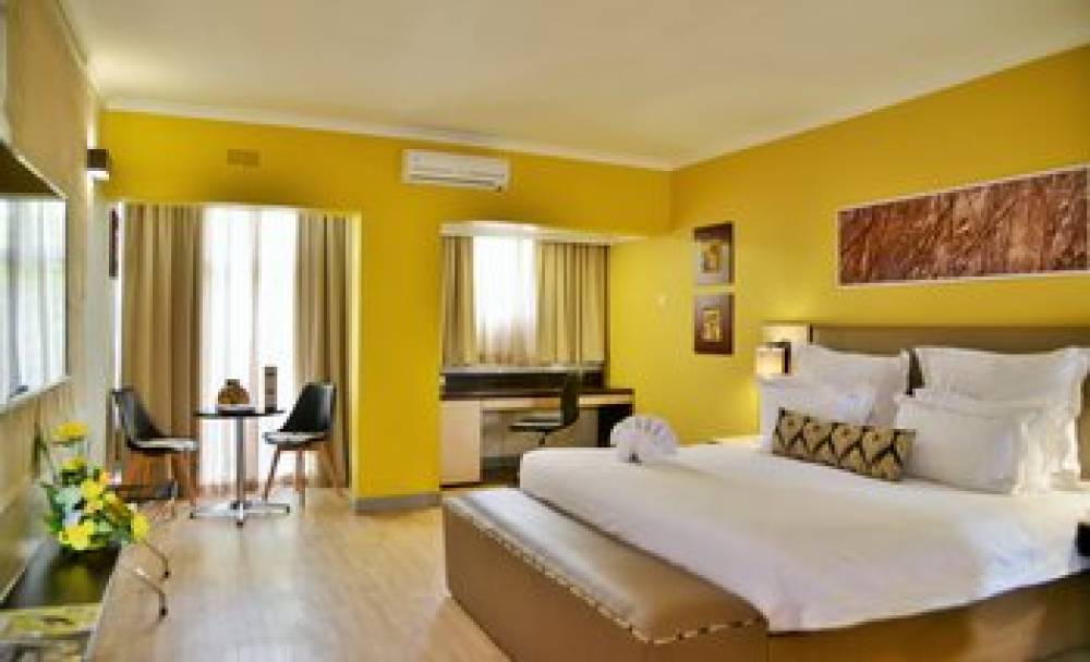 CRESTA OASIS HOTEL 4