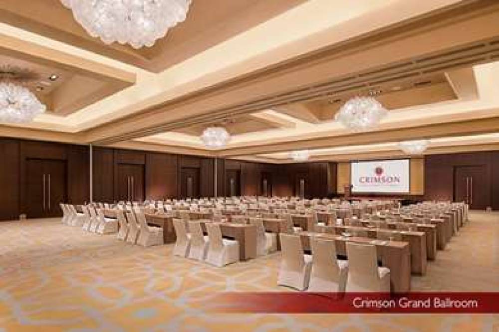 Crimson Hotel Filinvest City Manila 9