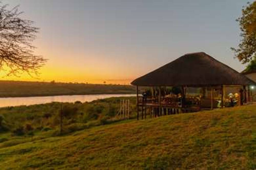 Crocodile Bridge Safari Lodge