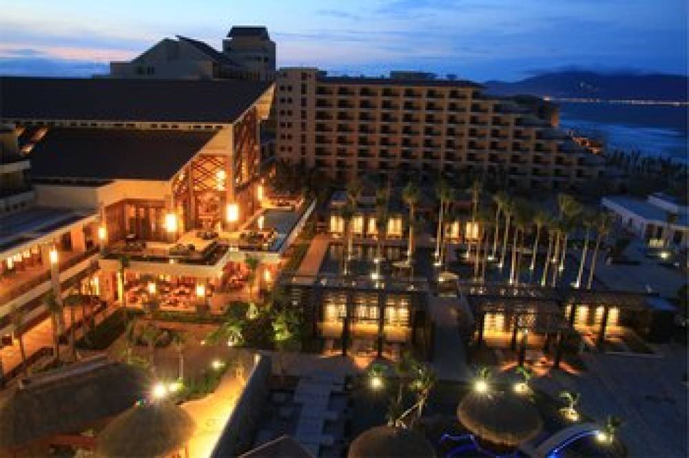 Crowne Plaza DANANG 1