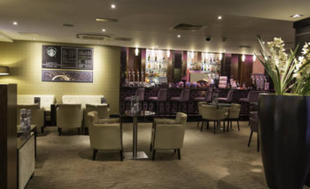 CROWNE PLAZA EALING 6