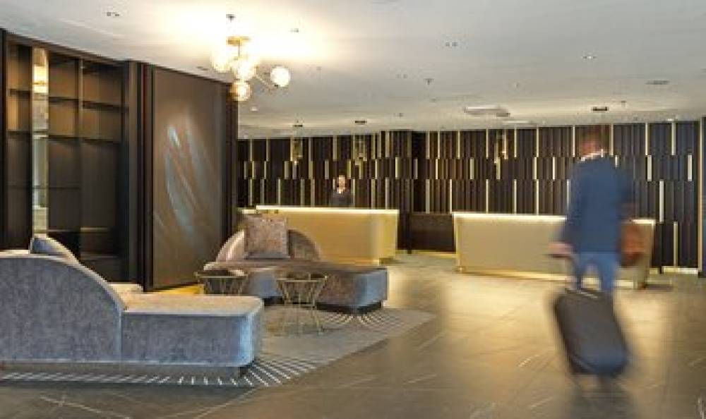 CROWNE PLAZA HELSINKI HESPERIA 6