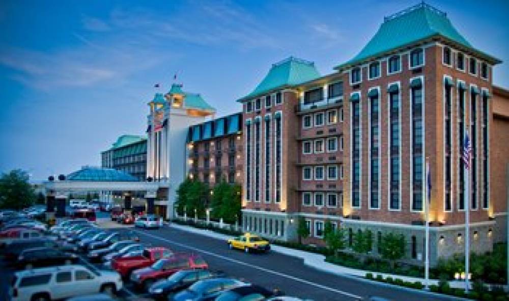 Crowne Plaza LOUISVILLE AIRPORT EXPO CTR 1