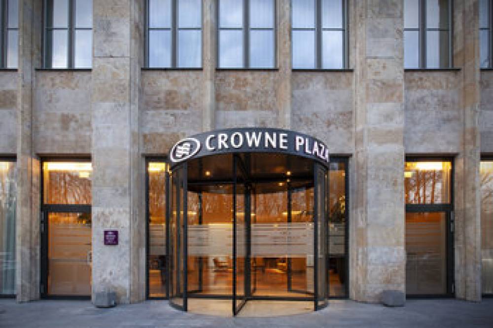 CROWNE PLAZA POTSDAMER PLATZ 3