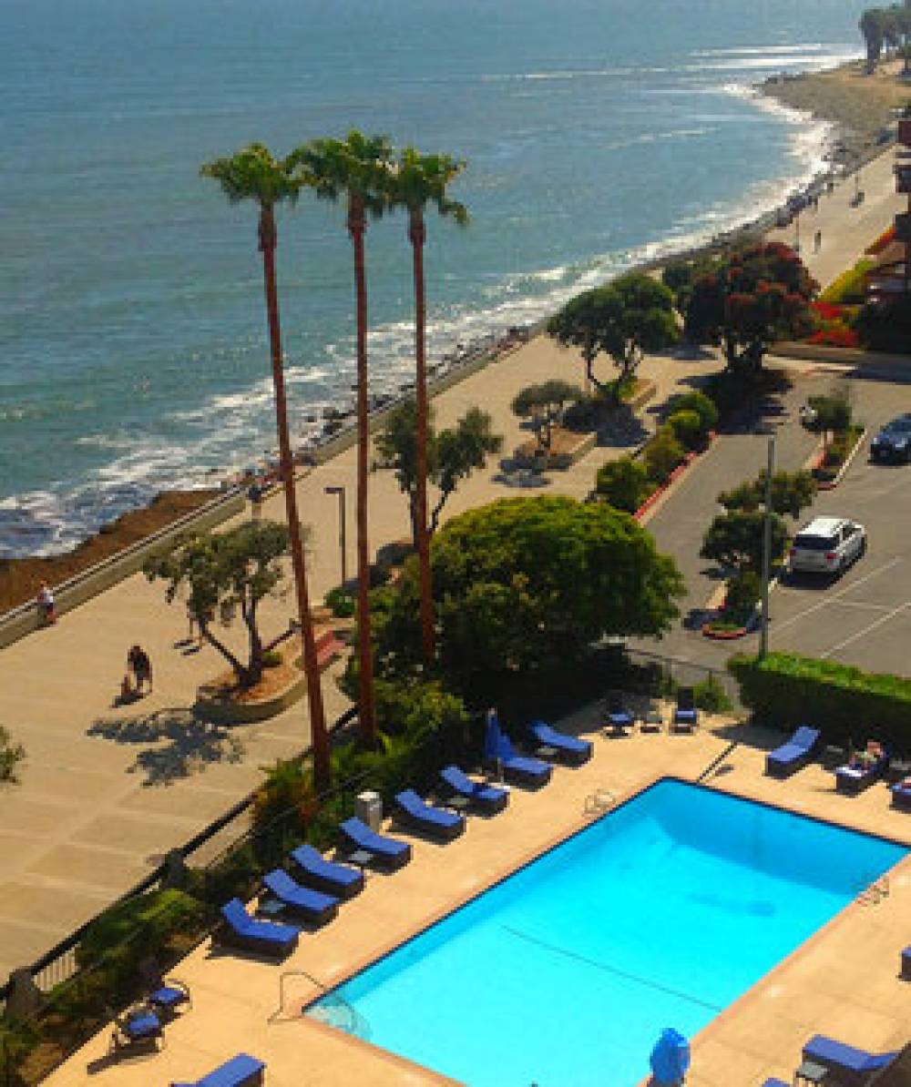 Crowne Plaza VENTURA BEACH 6