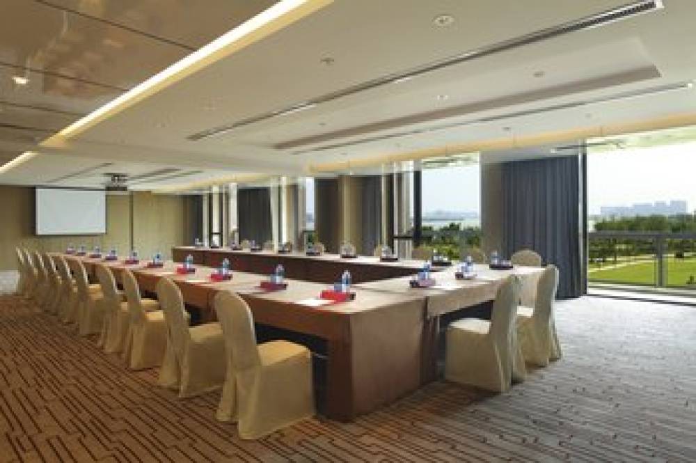 Crowne Plaza XUZHOU DALONG LAKE  9