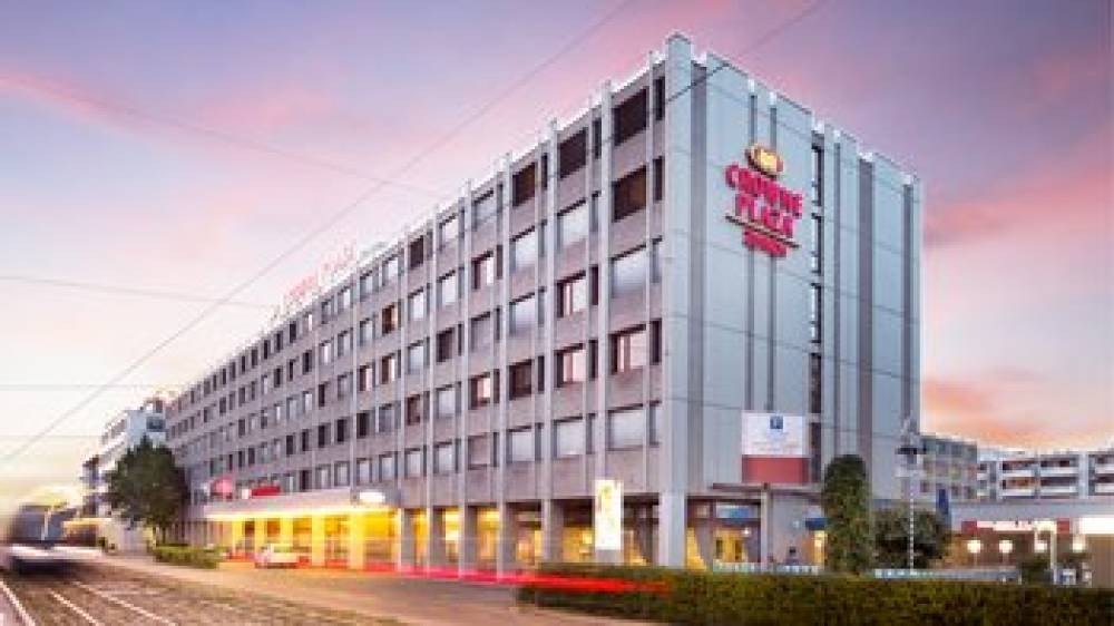 Crowne Plaza ZURICH 1