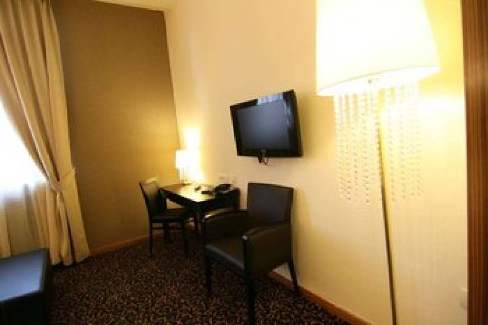 CRYSTAL HOTEL ILIDZA 9