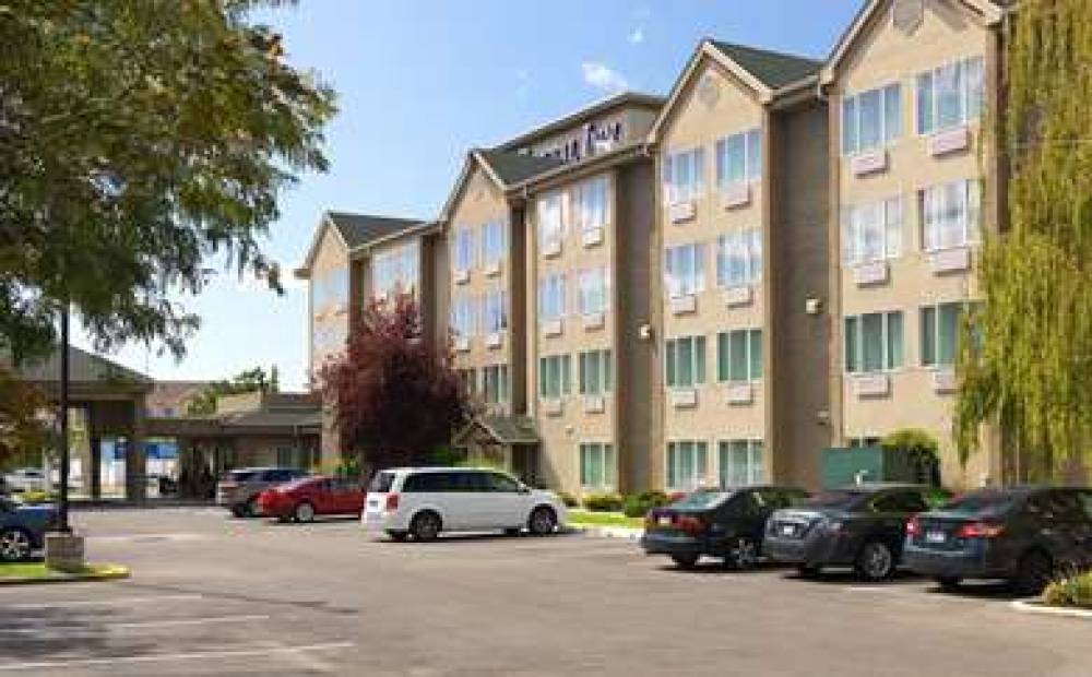 Crystal Inn Hotel And Suites Salt Lake City