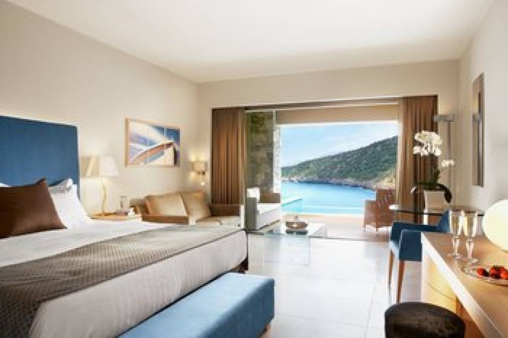 DAIOS COVE LUXURY RESORT AND VILLAS 2