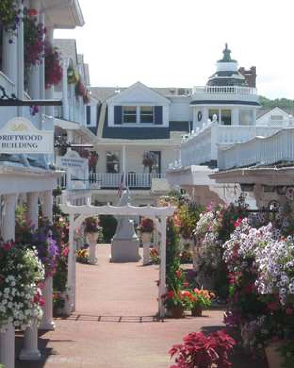 Danfords Hotel And Marina