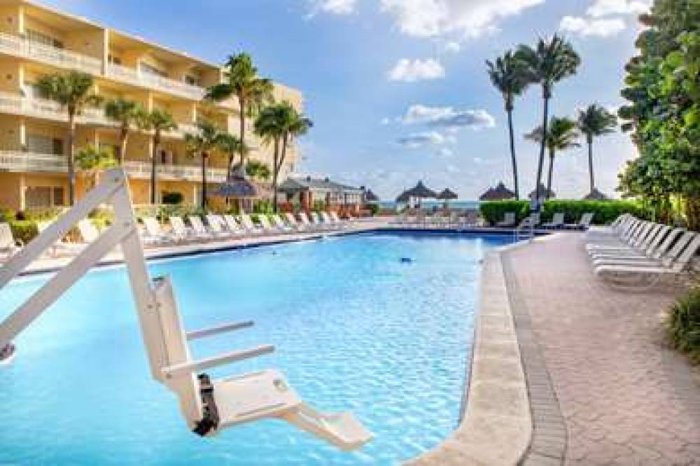 Days Hotel By Wyndham Thunderbird Beach Resort 8