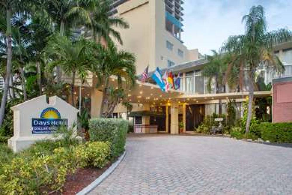 Days Hotel By Wyndham Thunderbird Beach Resort 2