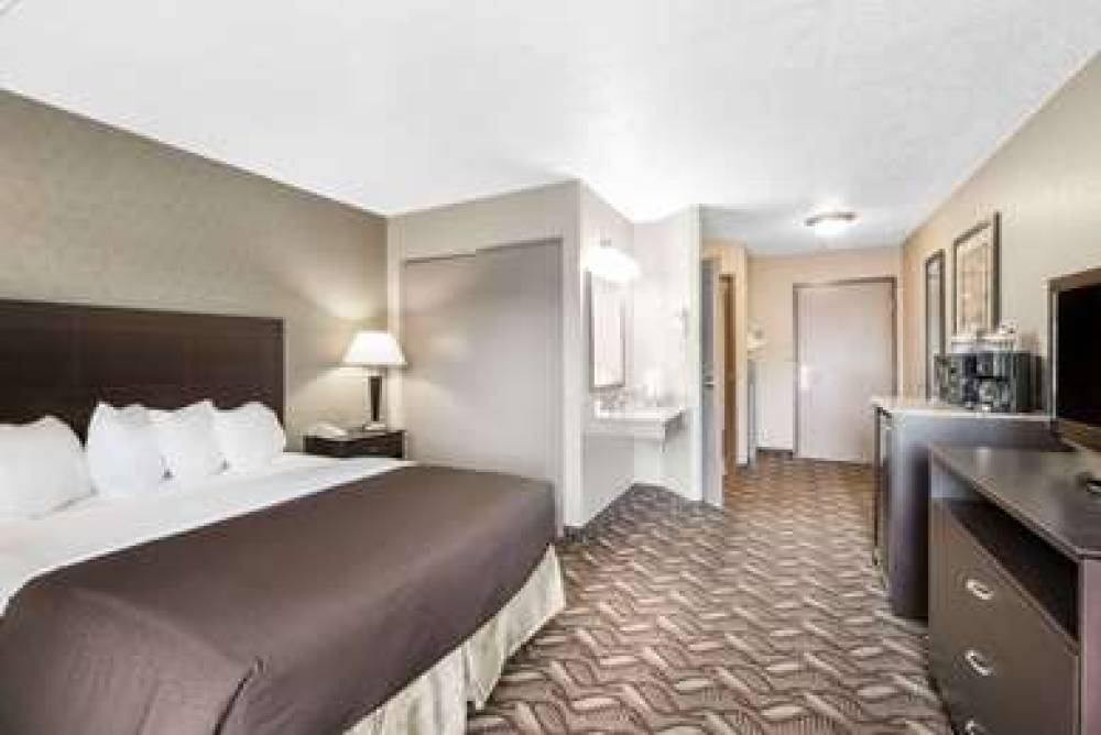 Days Inn Bismarck 9