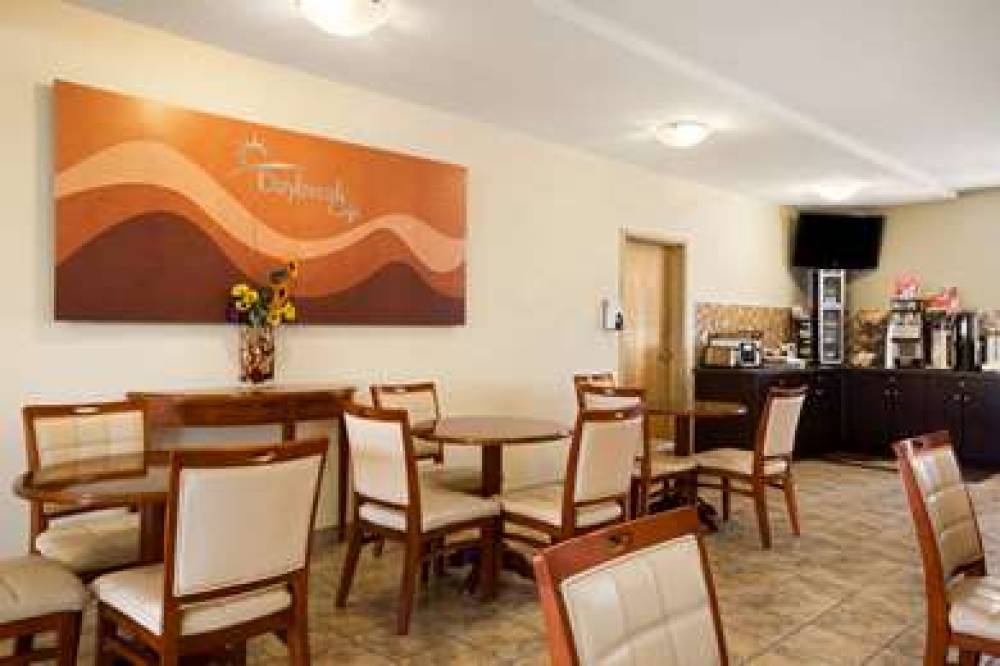 Days Inn Bonnyville 10