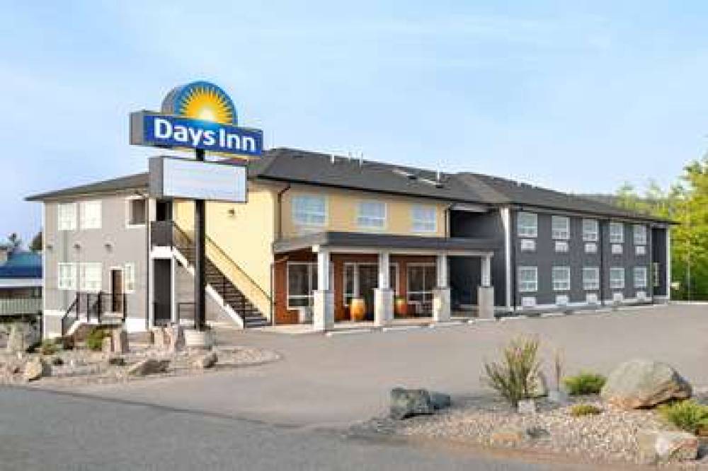 DAYS INN BY WYNDHAM, 100 MILE HOUSE 1