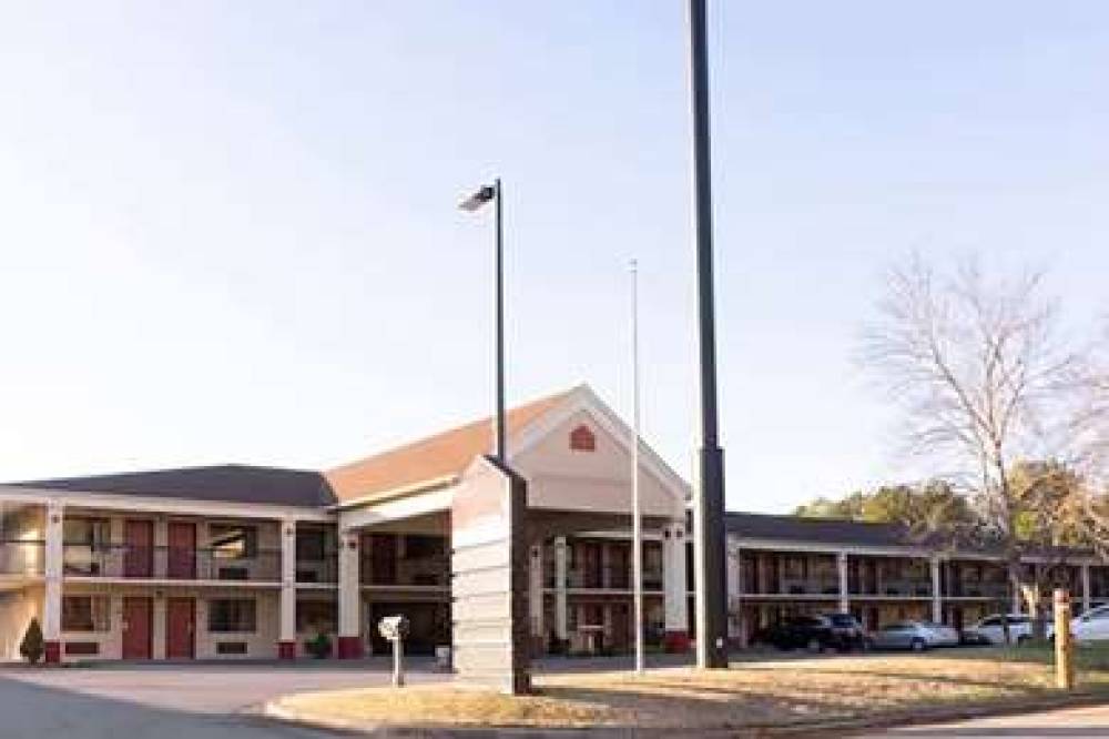 Days Inn By Wyndham Adairsville