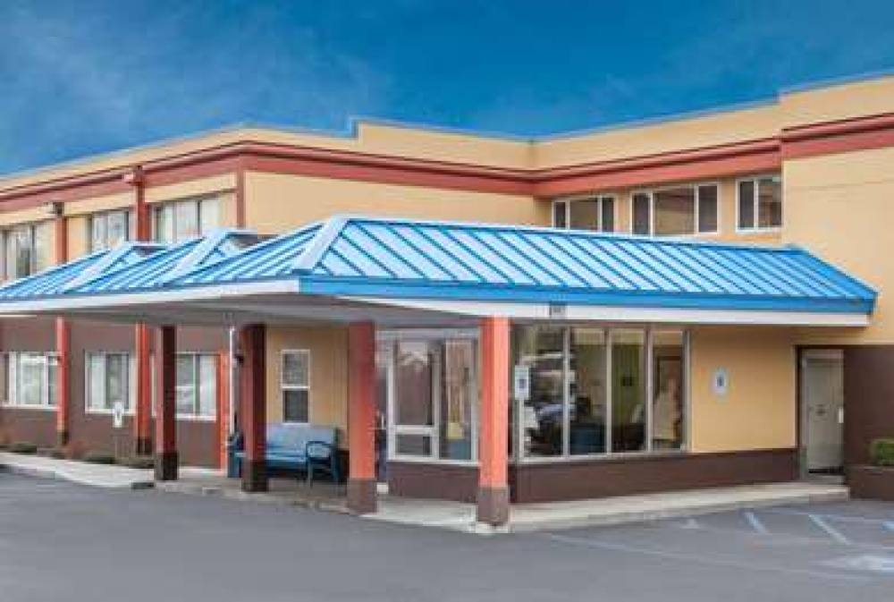 Days Inn By Wyndham Albany Suny