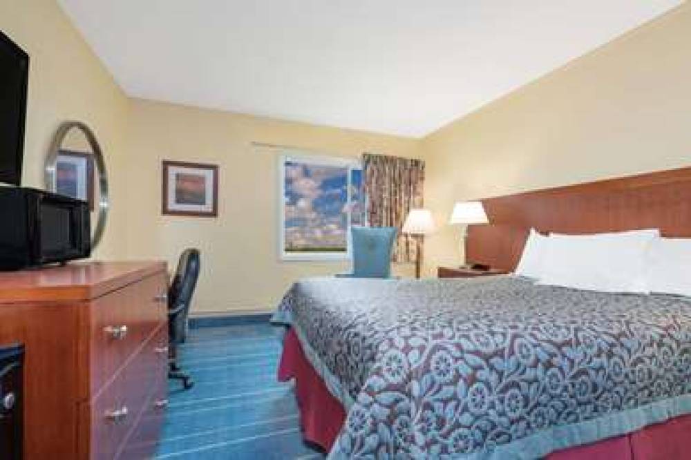 Days Inn By Wyndham Alexandria MN 9