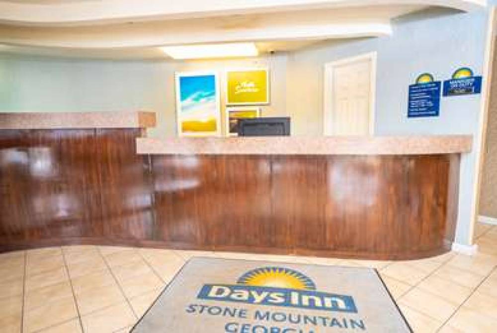 Days Inn By Wyndham Atlanta Stone Mountain 4