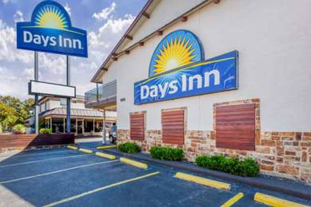 Days Inn By Wyndham Austin/University/Downtown 2