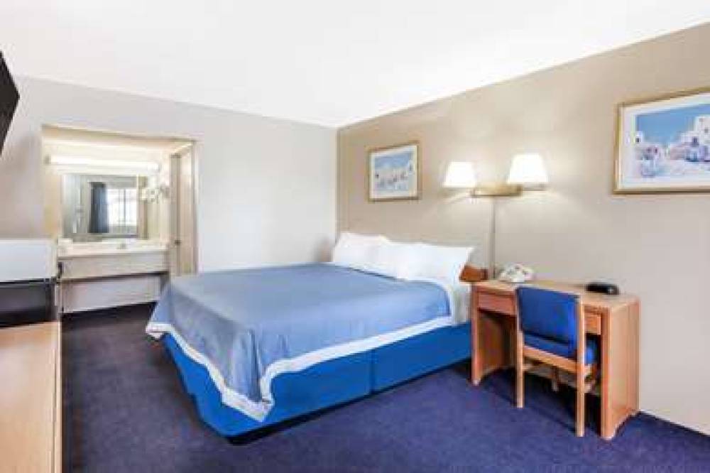 Days Inn By Wyndham Barstow 6