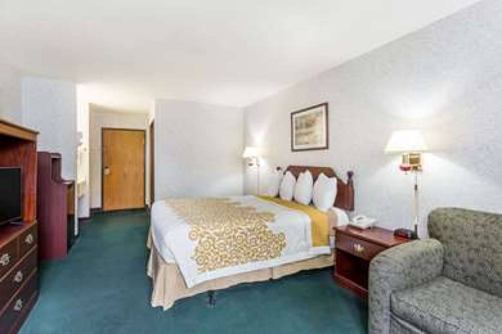 Days Inn By Wyndham Battlefield Rd/Hwy 65 8