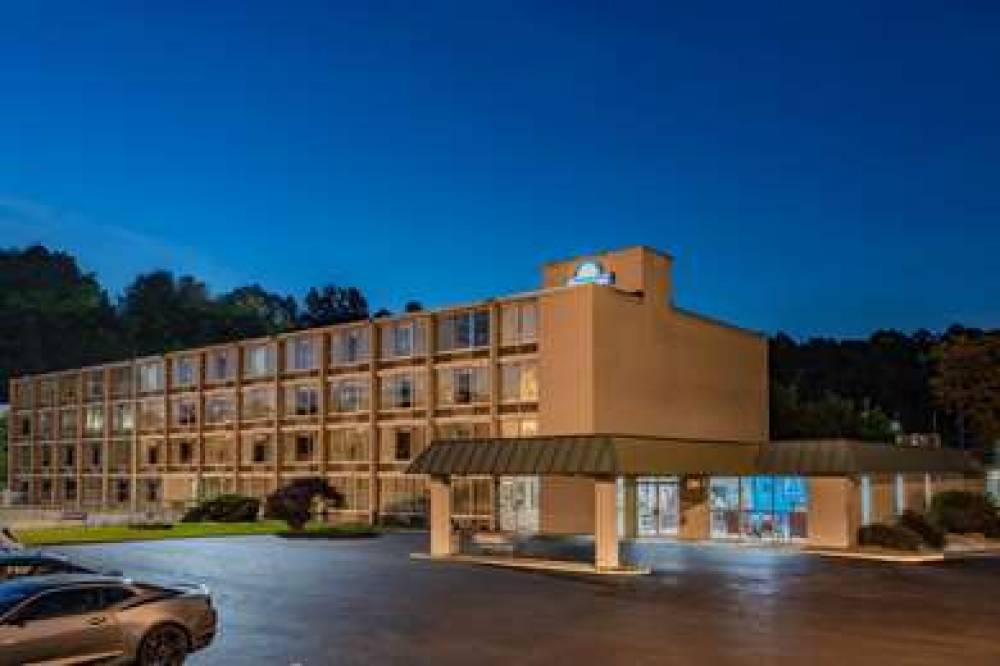 Days Inn By Wyndham Cambridge 4