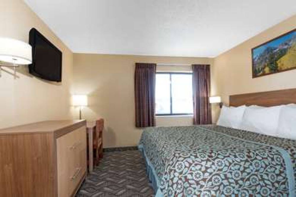 Days Inn By Wyndham Carbondale 10