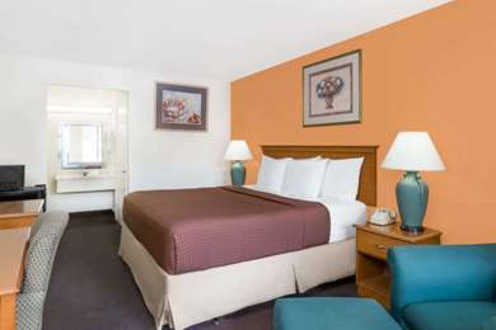 Days Inn By Wyndham Christiansburg 6